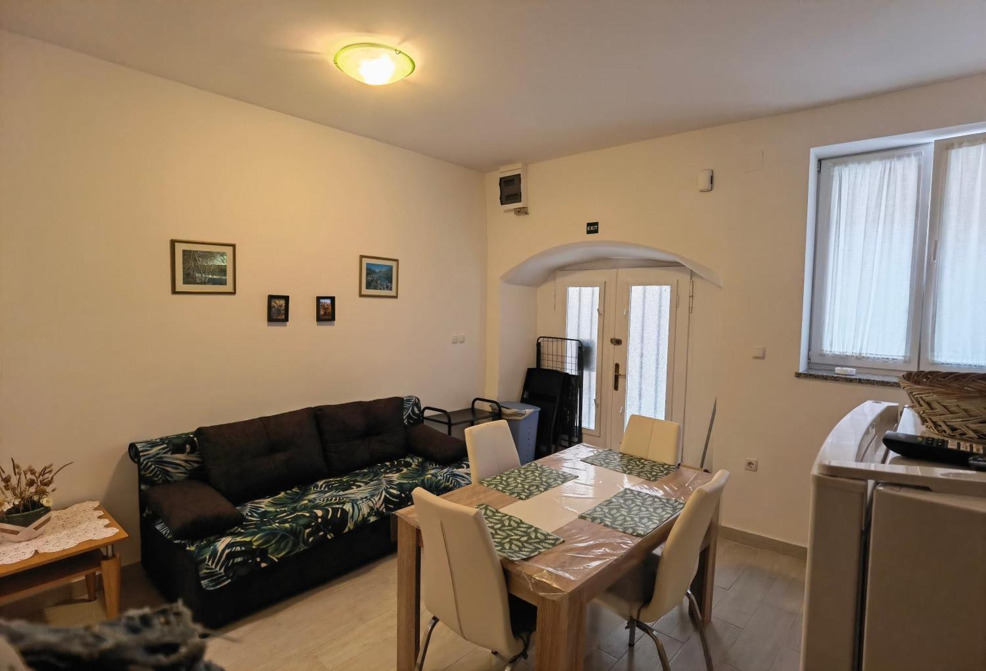 Apartment Zlatko , Ten Steps To The Sea Opatija Exterior photo