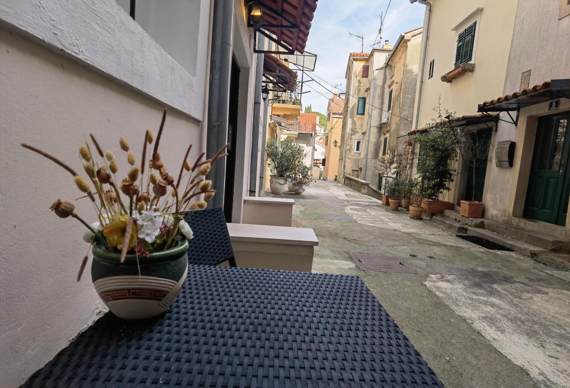 Apartment Zlatko , Ten Steps To The Sea Opatija Exterior photo