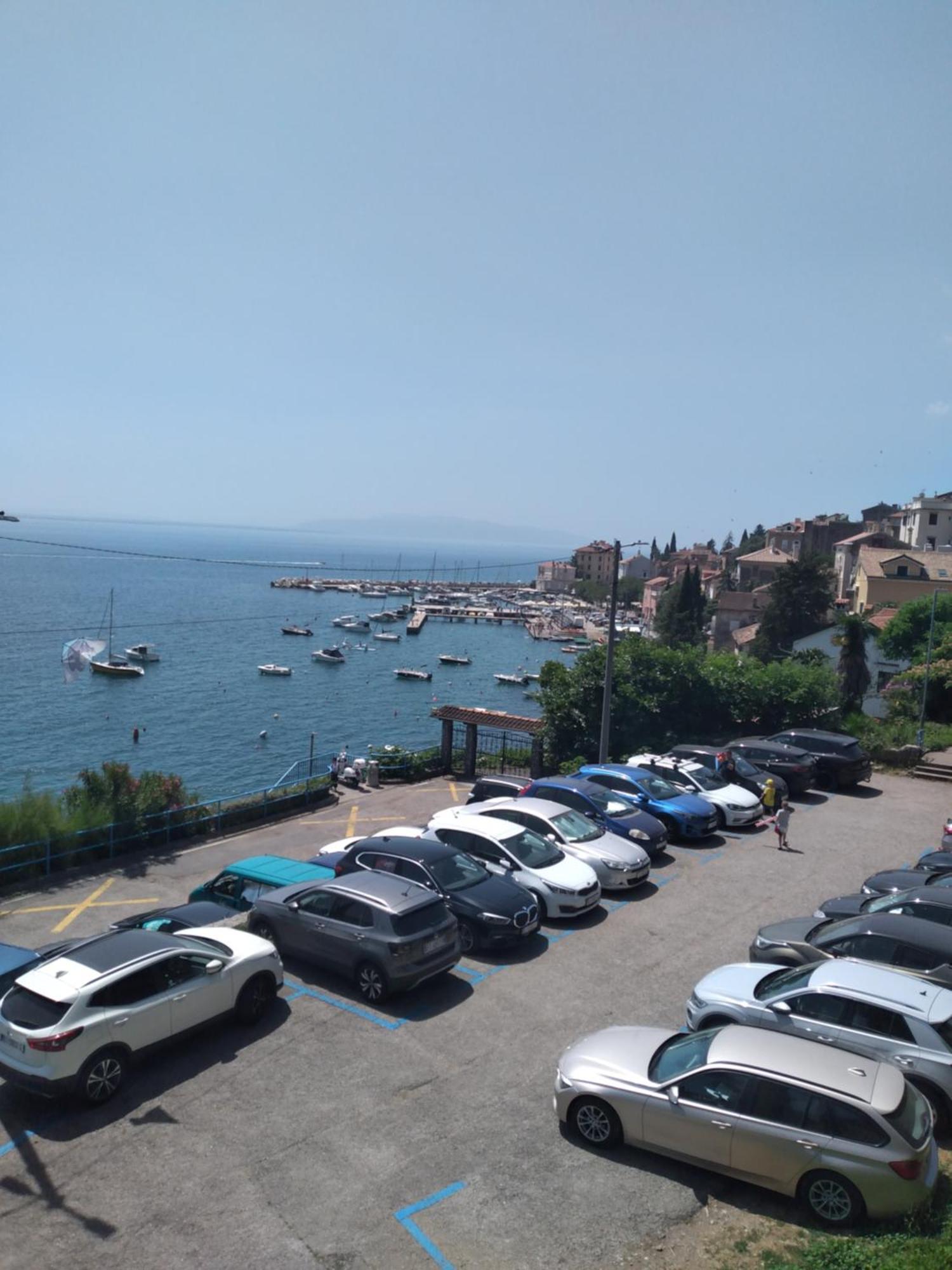 Apartment Zlatko , Ten Steps To The Sea Opatija Exterior photo